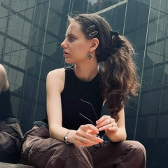 Анна Остапенко
