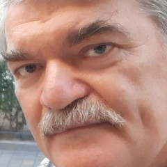 Алексей Леонов