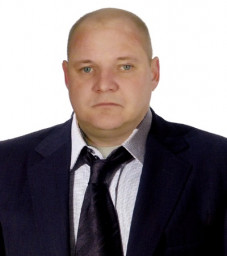 Олег Сюрин
