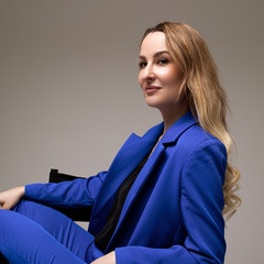 Анна Суворова