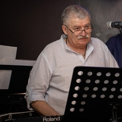 Александр Синельников